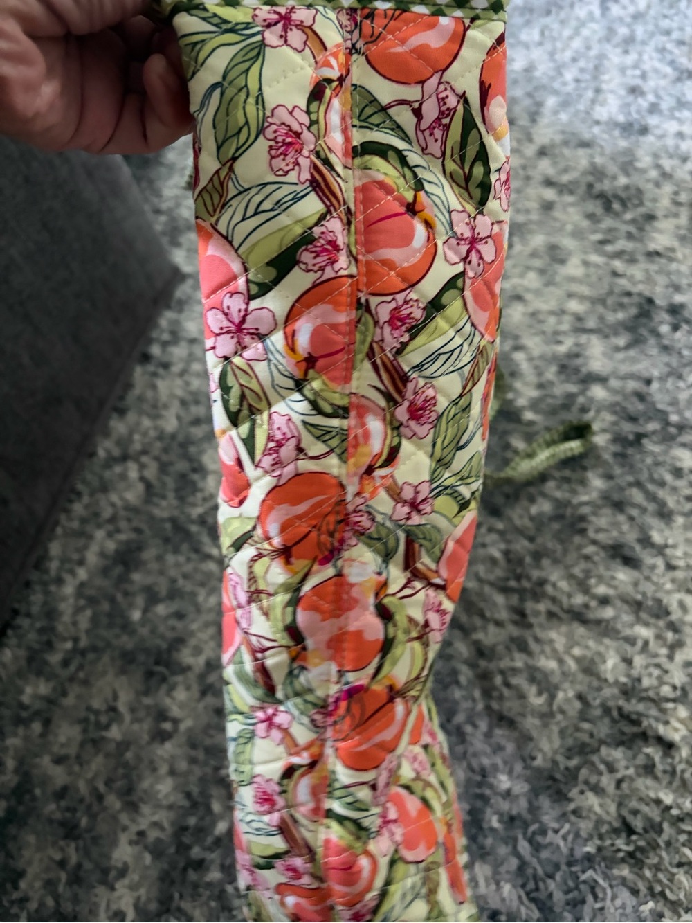 Vera Bradley X Bath & Body Works Peach Floral Limited Edition Quilted Tote bag - Picture 6 of 8